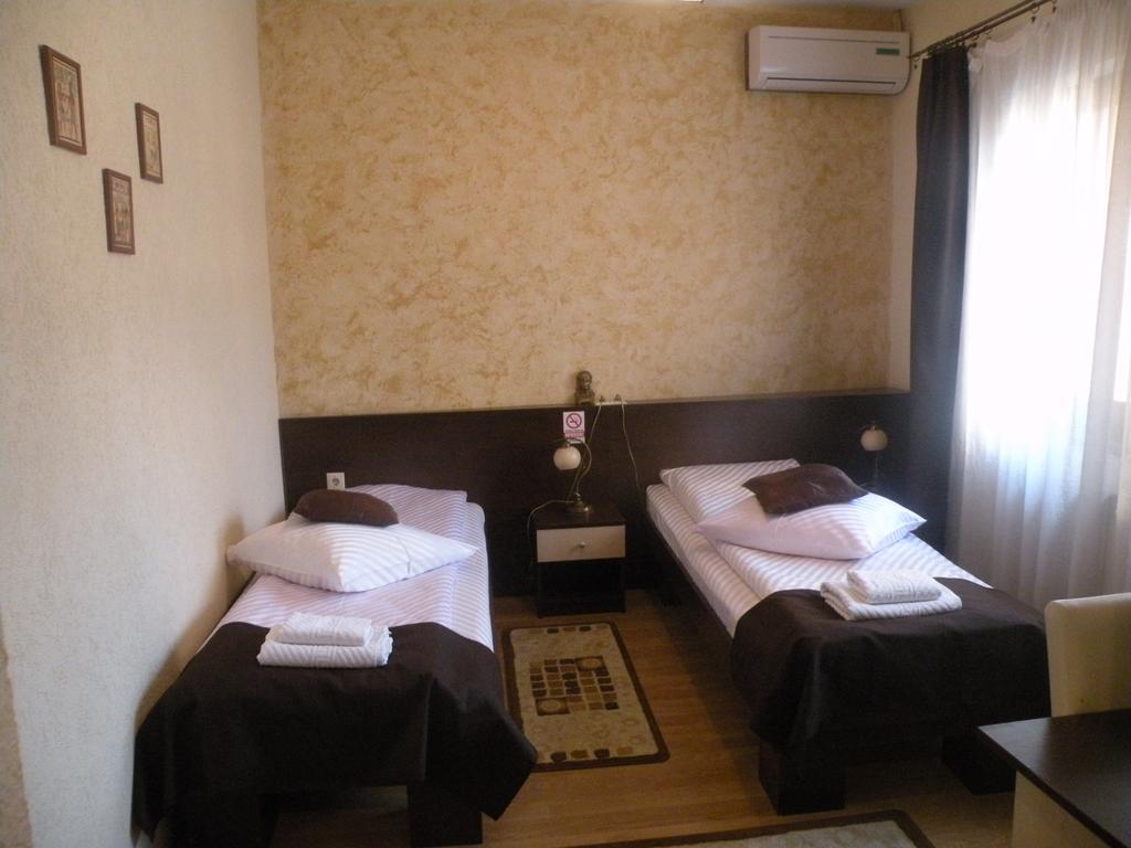 Pension Cleopatra Târgu-Mureş Zimmer foto
